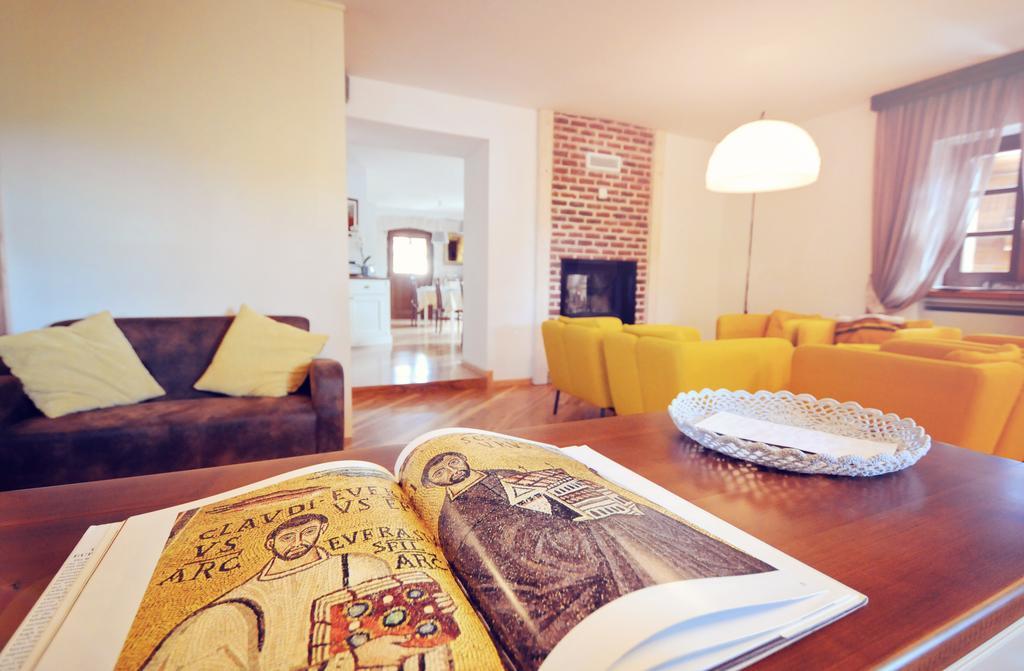 Bed & Breakfast Korta Gira Buici  Екстер'єр фото